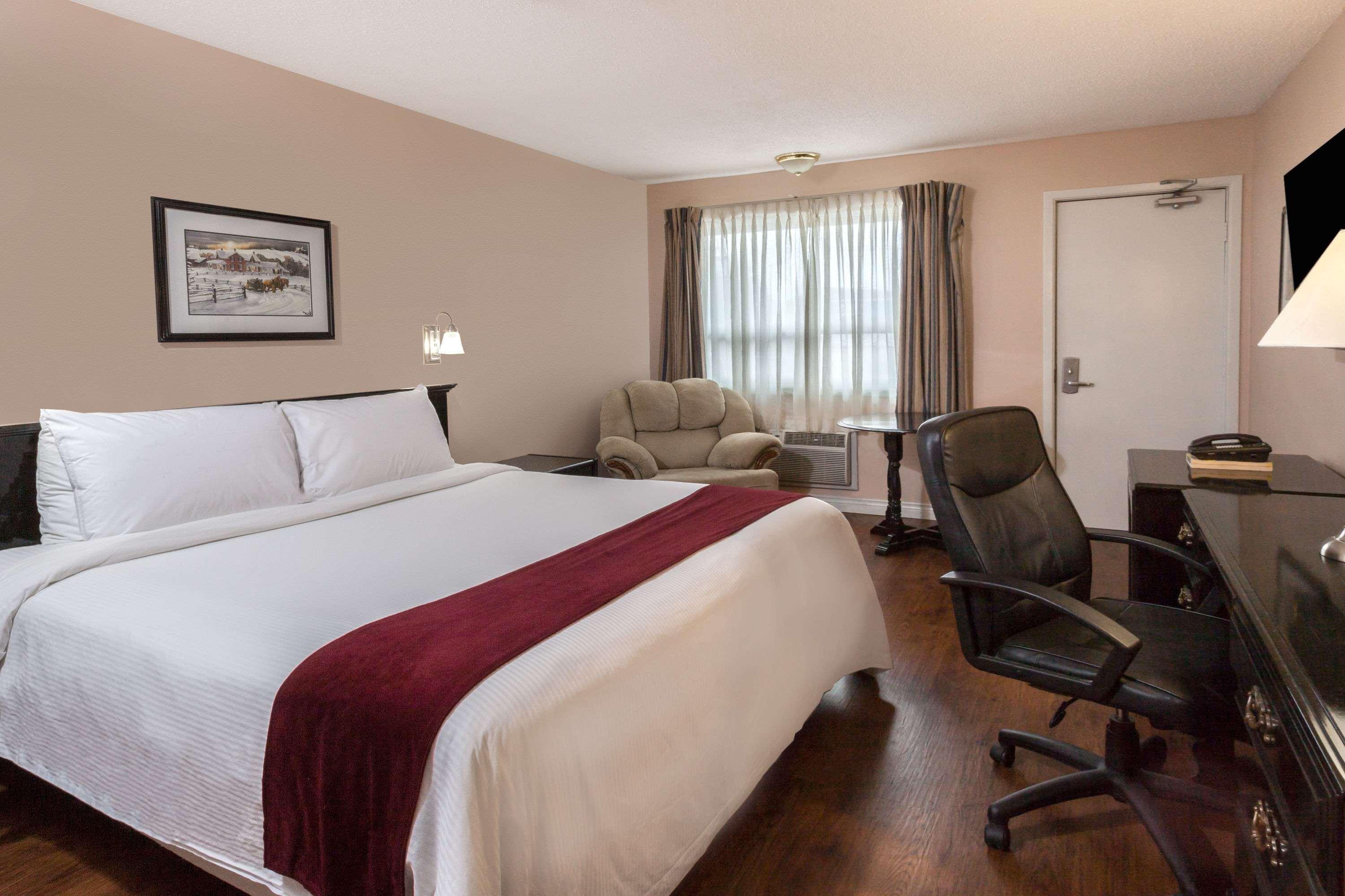 Days Inn By Wyndham Fredericton Exteriér fotografie