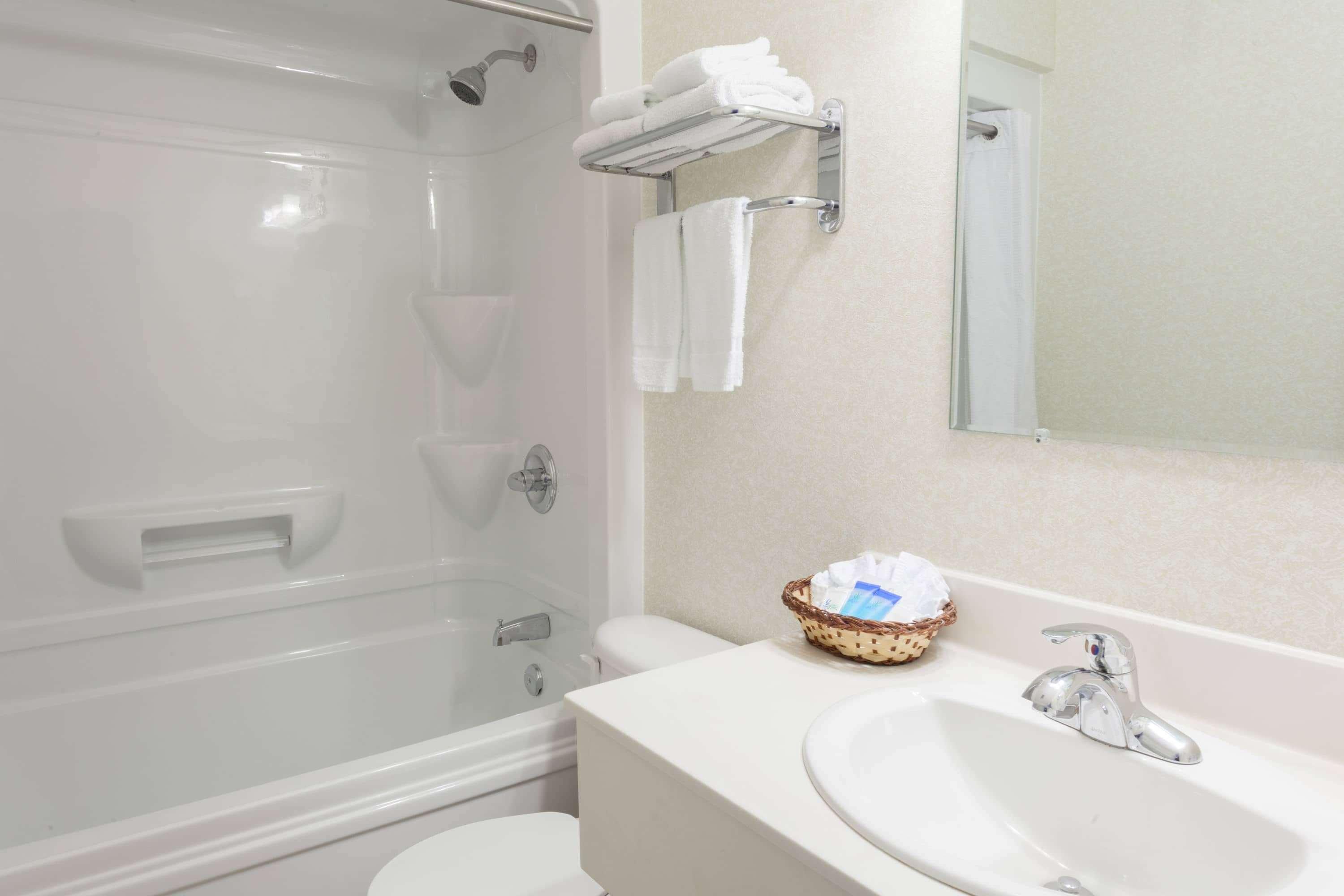 Days Inn By Wyndham Fredericton Exteriér fotografie