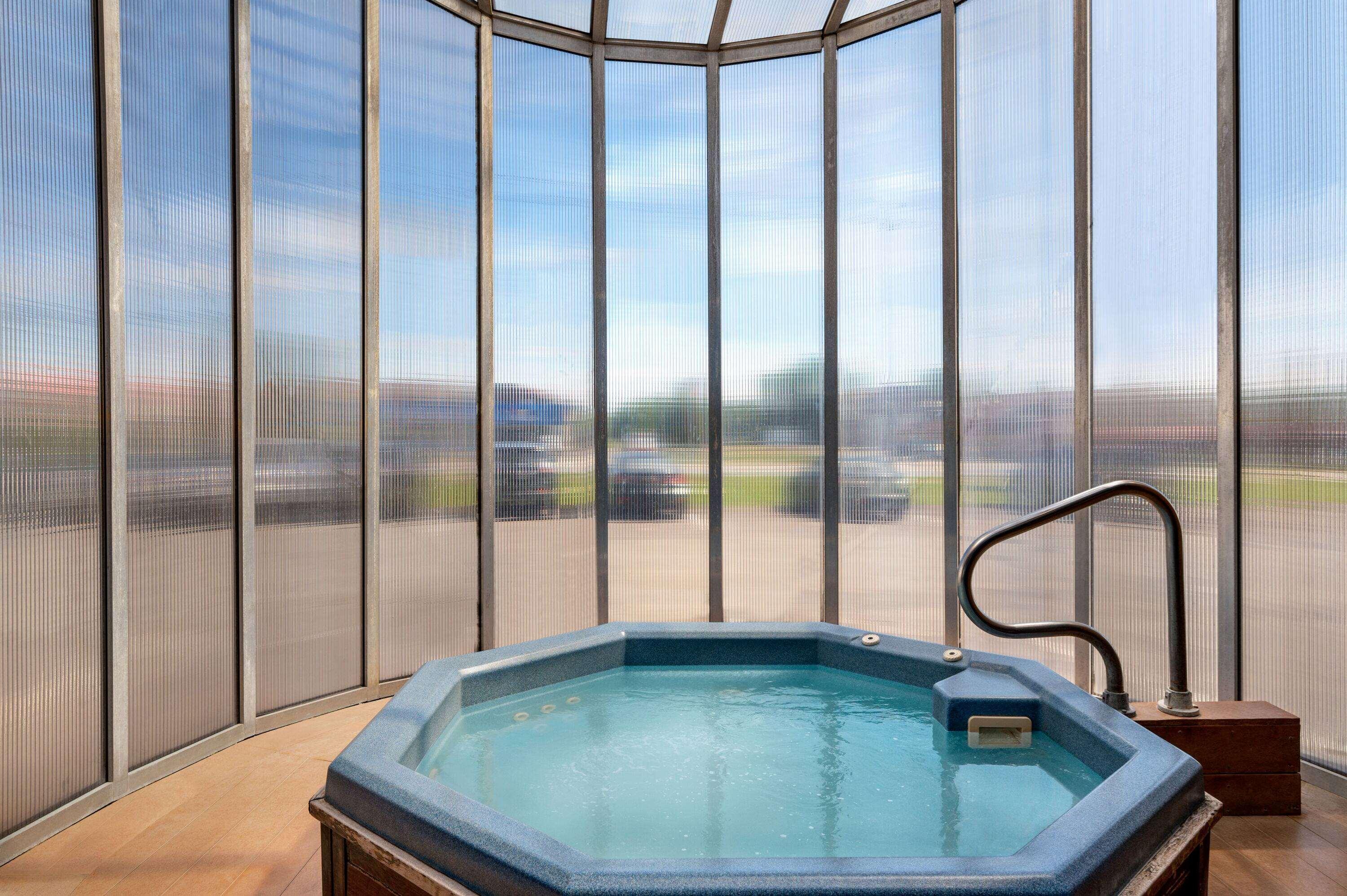 Days Inn By Wyndham Fredericton Exteriér fotografie